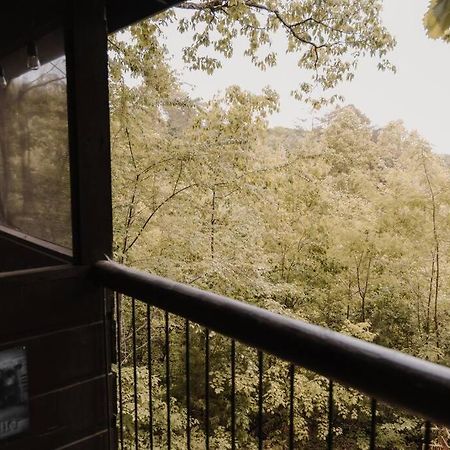 세비어빌 Misty Mountain Sunrise 빌라 외부 사진